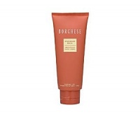 Our smoothing hand-creme is a star performer that has attracted loyalty from both men and women for its enriching and moisturizing properties. Specifically formulated to alleviate chapping and dryness caused by sun exposure, windburn and other environmental aggressors, delivering the intensive hydration that dry hands need. Our smoothing hand-creme is a star performer that has attracted loyalty from both men and women for its enriching and moisturizing properties. Specifically formulated to alleviate chapping and dryness caused by sun exposure, windburn and other environmental aggressors, delivering the intensive hydration that dry hands need.