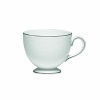 Designed to capture the classic bride, English Lace features a delicate lace motif inspired by the finest English embroidery. A shiny platinum band on each piece adds to the sophistication of this pattern, while a classic Leigh shape footed teacup adds timeless elegance.