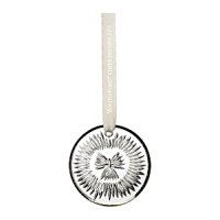 Sparkling Waterford crystal reflects light beautifully, lending a magical glittering element to the holiday tree. Sparkling Waterford crystal reflects light beautifully, lending a magical glittering element to the holiday tree.