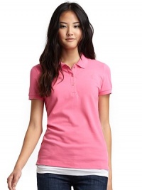 THE LOOKPolo collarThree-button placketShort sleevesEmbroidered detail on chestTHE FITAbout 23 from shoulder to hemTHE MATERIAL97% pima cotton/3% spandexCARE & ORIGINMachine washImportedModel shown is 5'10 (177cm) wearing US size Small. THE LOOKPolo collarThree-button placketShort sleevesEmbroidered detail on chestTHE FITAbout 23 from shoulder to hemTHE MATERIAL97% pima cotton/3% spandexCARE & ORIGINMachine washImportedModel shown is 5'10 (177cm) wearing US size Small.