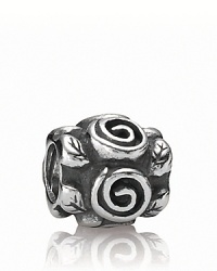 Ornate detailing defines this sterling silver rose leaf charm from PANDORA. Ornate detailing defines this sterling silver rose leaf charm from PANDORA.