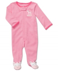 Your baby girl is always ready to lounge and sleep in Carter's footed sleeper. Your baby girl is always ready to lounge and sleep in Carter's footed sleeper.