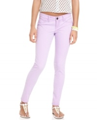 Soft, cotton candy hue makes these five-pocket skinny leg jeans from Freestyle a necessary summer indulgence! Soft, cotton candy hue makes these five-pocket skinny leg jeans from Freestyle a necessary summer indulgence!