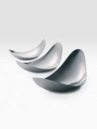 This set of 3, in brushed stainless steel designed by Heele Damkjer, represents the organic and fluid designs of Scandinavian nature. Use as serving dishes or tabletop art. 9L X 5W Imported This set of 3, in brushed stainless steel designed by Heele Damkjer, represents the organic and fluid designs of Scandinavian nature. Use as serving dishes or tabletop art. 9L X 5W Imported
