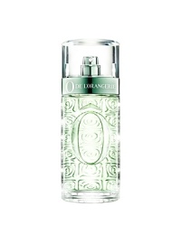 Radiant. Serene. Irresistible. Lose yourself in the fragrant orange blossoms of a serene French garden with Ô DE L'ORANGERIE. The fruity-floral scent is radiant with a hint of citrus. Radiant. Serene. Irresistible. Lose yourself in the fragrant orange blossoms of a serene French garden with Ô DE L'ORANGERIE. The fruity-floral scent is radiant with a hint of citrus.