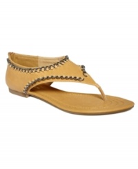 The perfect pair of shoes is your link to style success. Trimmed with chain and finished with a saucy back zipper, the flat Rome sandals by Barefoot Tess are a summer wardrobe must-have. The perfect pair of shoes is your link to style success. Trimmed with chain and finished with a saucy back zipper, the flat Rome sandals by Barefoot Tess are a summer wardrobe must-have.