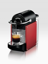 An elegant and compact single-cup machine that blends a super-compact silhouette with superb espresso-making abilities.