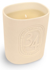 To celebrate 50 years of creation, diptyque has chosen to create a signature line, an embodiment of the brand with a unique scent, for the body and home, called quite naturally, 34 boulevard Saint Germain. An innovative project that encapsulates the scent of its first boutique with rare and precious fragrances, to give everyone a little part of this place and its history. To celebrate 50 years of creation, diptyque has chosen to create a signature line, an embodiment of the brand with a unique scent, for the body and home, called quite naturally, 34 boulevard Saint Germain. An innovative project that encapsulates the scent of its first boutique with rare and precious fragrances, to give everyone a little part of this place and its history.