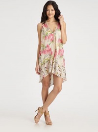 Lush florals add a feminine nuance to silk button-down shift tailored with a shapely contour hem.V necklineSleevelessStitched pleats at shouldersButton-down frontContour hem shorter in frontAbout 33 from shoulder to hemUnlinedSilkDry cleanImportedModel shown is 5'10 (177cm) wearing US size Small. Lush florals add a feminine nuance to silk button-down shift tailored with a shapely contour hem.V necklineSleevelessStitched pleats at shouldersButton-down frontContour hem shorter in frontAbout 33 from shoulder to hemUnlinedSilkDry cleanImportedModel shown is 5'10 (177cm) wearing US size Small.