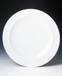 Give your entertaining style a refreshing overhaul and serve delicious canapés with this gourmet plate from Denby's white dinnerware and dishes collection. The clean, crisp lines and cool, glazed hue infuse your tabletop with modern style. Give your entertaining style a refreshing overhaul and serve delicious canapés with this gourmet plate from Denby's white dinnerware and dishes collection. The clean, crisp lines and cool, glazed hue infuse your tabletop with modern style.