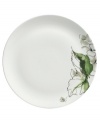 Vera Wang's Floral Leaf watercolor adds fresh artistry to this chic bone china salad plate from her collection of Wedgwood dinnerware. The dishes have a smooth coupe shape in clean white which blooms with crisp greens for a modern look and feel that's ideal for every day.