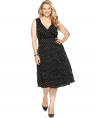 Look spot-on from day to play with Style&co.'s sleeveless plus size dress, defined by a flattering A-line shape.