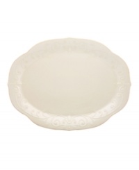 With fanciful beading and a feminine edge, this plater from the Lenox French Perle white dinnerware collection has an irresistibly old-fashioned sensibility. Hard-wearing stoneware is dishwasher safe and, in a soft white hue with antiqued trim, a graceful addition to every meal. With fanciful beading and a feminine edge, this plater from the Lenox French Perle white dinnerware collection has an irresistibly old-fashioned sensibility. Hard-wearing stoneware is dishwasher safe and, in a soft white hue with antiqued trim, a graceful addition to every meal.