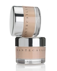 Chantecaille's Future Skin is an innovative oil-free gel foundation with a refreshing, lightweight texture. This unique formula is composed of 60% charged water, which transfers moisture into the skin without the use of oil as an emullsifier. Future Skin is made with reflective circlur pigments that provide adjustable coverage (medium to full) and ease the appearance of flaws. It is also loaded with natural botanicals - including aloe, camomile and arnica - that work to calm irritation and soothe sensitive skin. Rosemary, green tea and rice bran help prevent environmentally-caused oxidation. Chantecaille's Future Skin is an innovative oil-free gel foundation with a refreshing, lightweight texture. This unique formula is composed of 60% charged water, which transfers moisture into the skin without the use of oil as an emullsifier. Future Skin is made with reflective circlur pigments that provide adjustable coverage (medium to full) and ease the appearance of flaws. It is also loaded with natural botanicals - including aloe, camomile and arnica - that work to calm irritation and soothe sensitive skin. Rosemary, green tea and rice bran help prevent environmentally-caused oxidation.