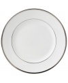 In 18th century England, Josiah Wedgwood, creator of the world famous Wedgwood ceramic ware, established a tradition of outstanding craftsmanship and artistry which continues today. The classically simple heirloom-quality Sterling dinnerware and dishes pattern is designed for formal entertaining, in pristine white bone china banded with polished platinum.