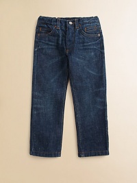 A classic pair of five-pocket jeans with slight whiskering, fading, back logo patch in a straight-leg silhouette.Front button closureAdjustable waistband with belt loopsZip flyFive-pocket styleCottonMachine washMade in Italy A classic pair of five-pocket jeans with slight whiskering, fading, back logo patch in a straight-leg silhouette.Front button closureAdjustable waistband with belt loopsZip flyFive-pocket styleCottonMachine washMade in Italy