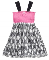 Not an illusion. No one will have trouble seeing just how adorable she is in this unique tank dress from Roxy. Not an illusion. No one will have trouble seeing just how adorable she is in this unique tank dress from Roxy.