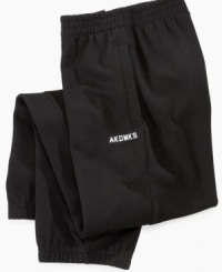 He can lock down his look with these Field pants from Akademiks, with a dark style that makes it tough to get them dirty. He can lock down his look with these Field pants from Akademiks, with a dark style that makes it tough to get them dirty.