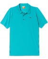 Take your golf style to the next level with this polo golf shirt from Puma, featuring moisture management for increased comfort. Nothing can hold back your swing in this golf shirt!