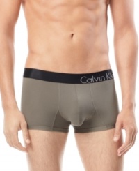 Maximal protection and comfort for your most important areas. These boxer briefs from Calvin Klein are the pinnacle of style and comfort. Maximal protection and comfort for your most important areas. These boxer briefs from Calvin Klein are the pinnacle of style and comfort.