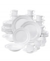 Dress your table for anything with charming Antique White dinnerware and dishes from Mikasa. A scalloped border adds a touch of texture to classic shapes in a set that's equally suited for formal dinner parties or your Sunday breakfast table.