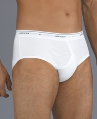 Stick with the classics and stock up with this convenient 3-pack of low-rise Jockey briefs in smooth, breathable cotton. Stick with the classics and stock up with this convenient 3-pack of low-rise Jockey briefs in smooth, breathable cotton.