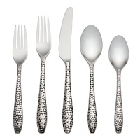 Donna Karan infuses her modern, city-chic aesthetic into this uniquely textured place setting from Lenox. Donna Karan infuses her modern, city-chic aesthetic into this uniquely textured place setting from Lenox.