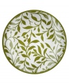 Silhouetted vines unfurl from a band of green on this softly frosted crystal platter, bringing a fresh hint of the outdoors to your table. Its simple round shape is etched for fresh earthy allure.