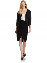 THE LOOKV-neck¾ sleeves with slit cuffsConcealed zip frontPleated frontCutaway hemTHE FITAbout 20½ from shoulder to hemTHE MATERIAL63% polyester/31% polyamide/6% spandexFully linedCARE & ORIGINDry cleanImportedModel shown is 5'9 (175cm) wearing US size 4. THE LOOKV-neck¾ sleeves with slit cuffsConcealed zip frontPleated frontCutaway hemTHE FITAbout 20½ from shoulder to hemTHE MATERIAL63% polyester/31% polyamide/6% spandexFully linedCARE & ORIGINDry cleanImportedModel shown is 5'9 (175cm) wearing US size 4.