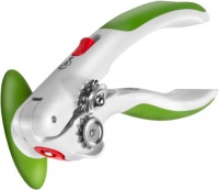 Zyliss Lock n Lift Can Opener, Green Zyliss Lock n Lift Can Opener, Green