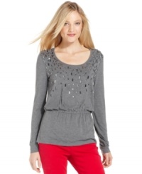 Turn up the shine in Jones New York Signature's pretty beaded tunic. The peplum waist lends a flattering and on-trend touch. Turn up the shine in Jones New York Signature's pretty beaded tunic. The peplum waist lends a flattering and on-trend touch.