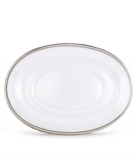 From the Lenox Classic Collection, Federal Platinum formal dinnerware and dishes add a luxurious note to your table. Made of exquisite white bone china with platinum trim, a complete selection of pieces is available. Coordinating Debut Platinum crystal stemware adds the finishing flourish. From the Lenox Classic Collection, Federal Platinum formal dinnerware and dishes add a luxurious note to your table. Made of exquisite white bone china with platinum trim, a complete selection of pieces is available. Coordinating Debut Platinum crystal stemware adds the finishing flourish.