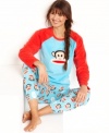 Paul Frank's Julius Print top and pajama pants features a large Julius logo applique on the top with smaller logos all-over the full-length pants. With contrasting red sleeves, this cute set is sure to keep you comfy and cozy.