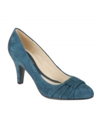 A woman's work may never be done, but you'll always look professional and polished at the office in Naturalizer's Colette pumps. An elegant pointed-toe silhouette and pleated embellishment make them a fashionable favorite for your 9-to-5 routine. A woman's work may never be done, but you'll always look professional and polished at the office in Naturalizer's Colette pumps. An elegant pointed-toe silhouette and pleated embellishment make them a fashionable favorite for your 9-to-5 routine.
