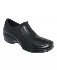 Easy comfort is all yours. Merrell's Spire Stretch sneakers feature a stretch Lyrca collar for an easy, custom fit. Easy comfort is all yours. Merrell's Spire Stretch sneakers feature a stretch Lyrca collar for an easy, custom fit.