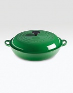 Crafted from heavy stoneware, Le Creuset cookware is the ultimate ingredient for chefs and home cooks worldwide. With its recessed-edge lid, this enameled cast iron oven masters slow cooking, evenly distributing and retaining heat.