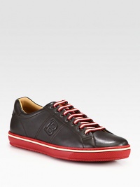 The perfect combination of elegance and comfort, crafted in smooth, supple leather with signature logo detail and a contrasting rubber sole for maximum support.Leather upperLeather liningPadded insoleRubber soleImported The perfect combination of elegance and comfort, crafted in smooth, supple leather with signature logo detail and a contrasting rubber sole for maximum support.Leather upperLeather liningPadded insoleRubber soleImported