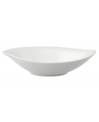Fresh modern. Sheer white china in leaf form inspires naturally harmonious dining. A soft fluidity and radiant glaze give this salad bowl quiet elegance and lasting appeal. From Villeroy & Boch's collection of serveware and serving dishes. Fresh modern. Sheer white china in leaf form inspires naturally harmonious dining. A soft fluidity and radiant glaze give this salad bowl quiet elegance and lasting appeal. From Villeroy & Boch's collection of serveware and serving dishes.