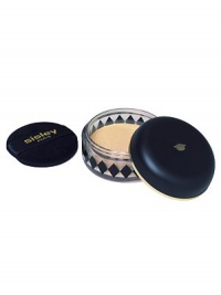 A very silky loose powder that enhances your complexion, for a soft and discrete make-up look. Calendula extract provides its incredibly soft, sheer and comfortable texture that guarantees a flawless finish while allowing the skin to breathe. It's the essential final touch to improve make-up hold and set foundation, giving skin a silky-smooth finish. Lightweight formula is matified, without creating a mask effect, remaining extremely natural-looking all day. 0.59 oz. A very silky loose powder that enhances your complexion, for a soft and discrete make-up look. Calendula extract provides its incredibly soft, sheer and comfortable texture that guarantees a flawless finish while allowing the skin to breathe. It's the essential final touch to improve make-up hold and set foundation, giving skin a silky-smooth finish. Lightweight formula is matified, without creating a mask effect, remaining extremely natural-looking all day. 0.59 oz.