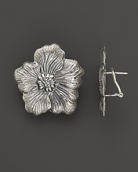 Delicate gardenias, captured at the height of their beauty in sterling silver, bloom on these earrings from Buccellati. Delicate gardenias, captured at the height of their beauty in sterling silver, bloom on these earrings from Buccellati.