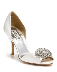 Elegant satin meets opulent crystal for a shoe that's sure to turn heads. Elegant satin meets opulent crystal for a shoe that's sure to turn heads.