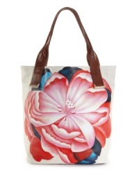 Make your bag the focal point of your ensemble with an gorgeous hand painted design. A classic shape and roomy interior make this style as everyday necessity.