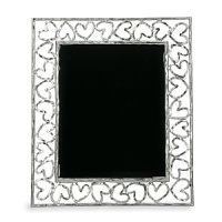 Michael Aram dancing heart photo frame in tarnish resistant silverplate. Ideal for someone you love. Michael Aram dancing heart photo frame in tarnish resistant silverplate. Ideal for someone you love.