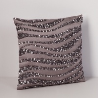 Soft and seductive ottoman striped duvet trimmed with a 1.25 silk flange. Soft and seductive ottoman striped duvet trimmed with a 1.25 silk flange.