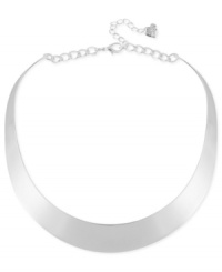 Chic and sleek. This half-moon collar necklace from Robert Lee Morris is crafted from silver-tone mixed metal and offers a clean look for any elegant affair. Approximate length: 14 inches + 3-inch extender. Approximate drop: 3/4 inch. Chic and sleek. This half-moon collar necklace from Robert Lee Morris is crafted from silver-tone mixed metal and offers a clean look for any elegant affair. Approximate length: 14 inches + 3-inch extender. Approximate drop: 3/4 inch.