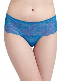 THE LOOKSemi-sheer mesh Front lace panelCotton gussetElastic waist and leg openingsTHE MATERIAL76% nylon/17% spandex/7% rayonPartially linedCARE & ORIGINHand washImported THE LOOKSemi-sheer mesh Front lace panelCotton gussetElastic waist and leg openingsTHE MATERIAL76% nylon/17% spandex/7% rayonPartially linedCARE & ORIGINHand washImported