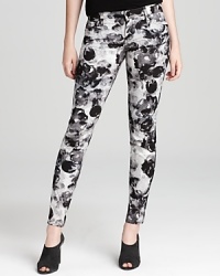 Sanctuary skinny jeans are in full bloom, enriched by a crisp-looking floral print in a classic five-pocket silhouette. Sanctuary skinny jeans are in full bloom, enriched by a crisp-looking floral print in a classic five-pocket silhouette.