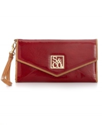 Stash all your staples in style with this sleek envelope silhouette from Style&co. that combined a wallet and clutch in one design. Shiny faux patent leather with custom hardware lend a luxe look, while the pocket-lined interior safely stows your valuables.