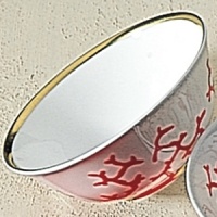 An Alberto Pinto creation for Raynaud, with every piece carefully studied, each one bearing its own story. Cristobal is a vibrant coral pattern rich in elegance. An Alberto Pinto creation for Raynaud, with every piece carefully studied, each one bearing its own story. Cristobal is a vibrant coral pattern rich in elegance.