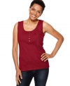 Utility-chic details like a mini chest pocket and goldtone studs make this Karen Scott tank top extra special.